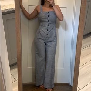 Super cute pinstripe jumpsuit 🌸